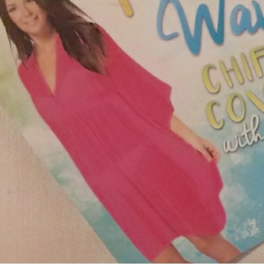 Red & Pink print Flowing Cover Up w/storage tote one Size